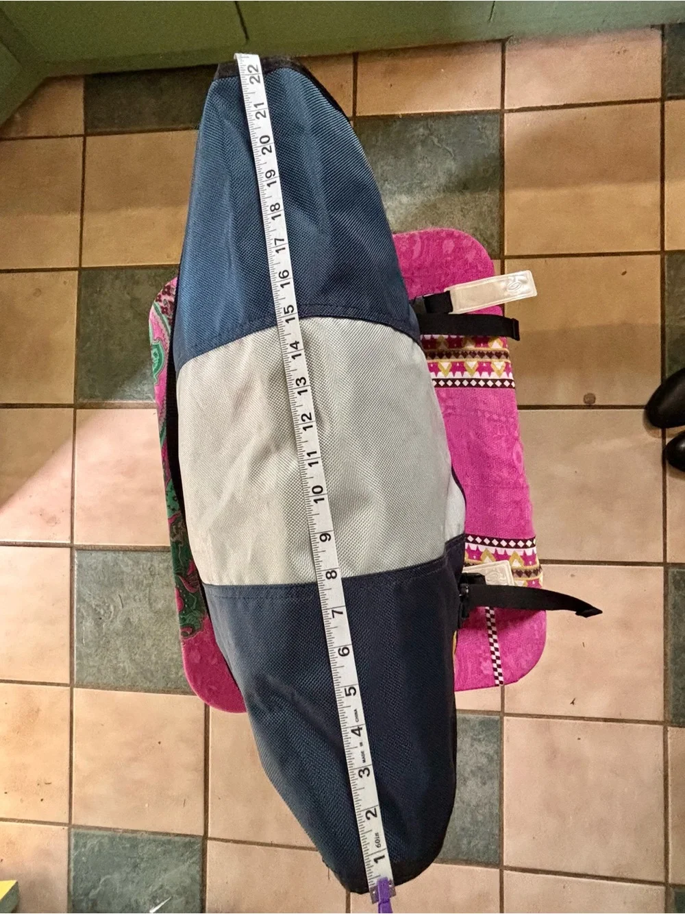 Timbuk2 classic messenger